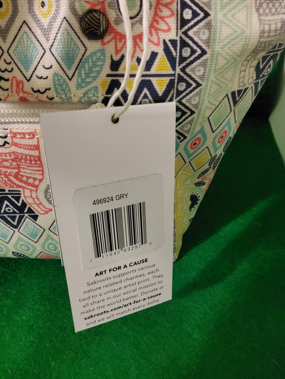 Sakroots Artist Circle Wanderlust, Llama Shoulder Bag - Picture 3 of 9